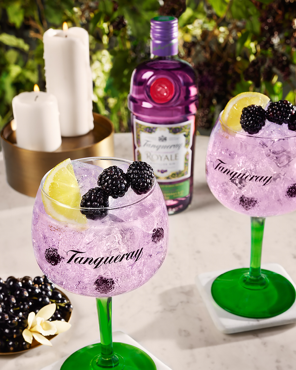 Gin Royale Dark Berry Tanqueray Garrafa 700ml